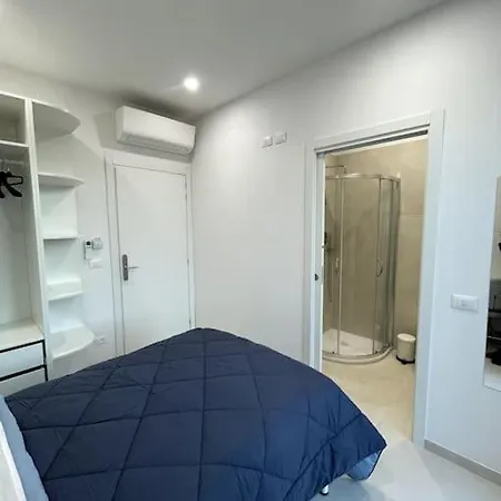 Turris Apartments, Skyline Historic Center بولونيا