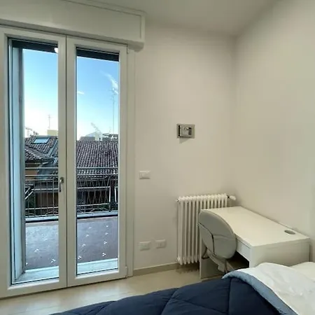 Turris Apartments, Skyline Historic Center بيت ضيافة