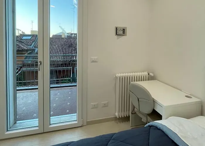 Turris Apartments, Skyline Historic Center 3*