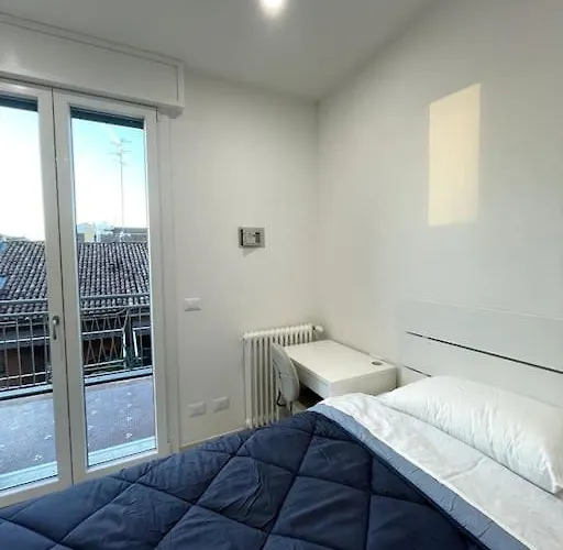 Turris Apartments, Skyline Historic Center