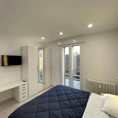 Guest house Turris Apartments, Skyline Historic Center *