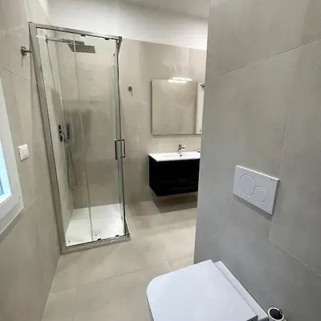 Guest house Turris Apartments, Skyline Historic Center Bologna
