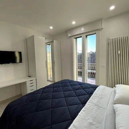 Guest house Turris Apartments, Skyline Historic Center Bologna