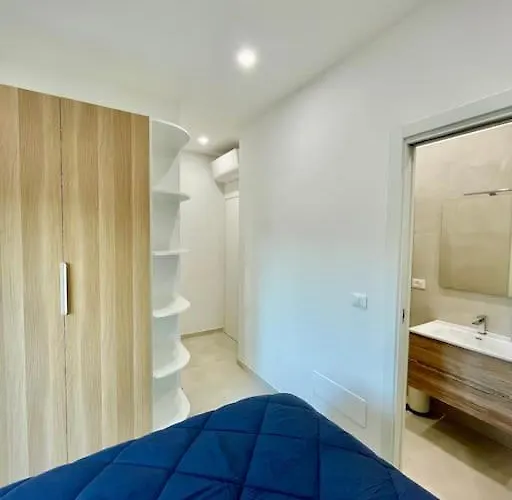 Turris Apartments, Skyline Historic Center Vendégház 3*